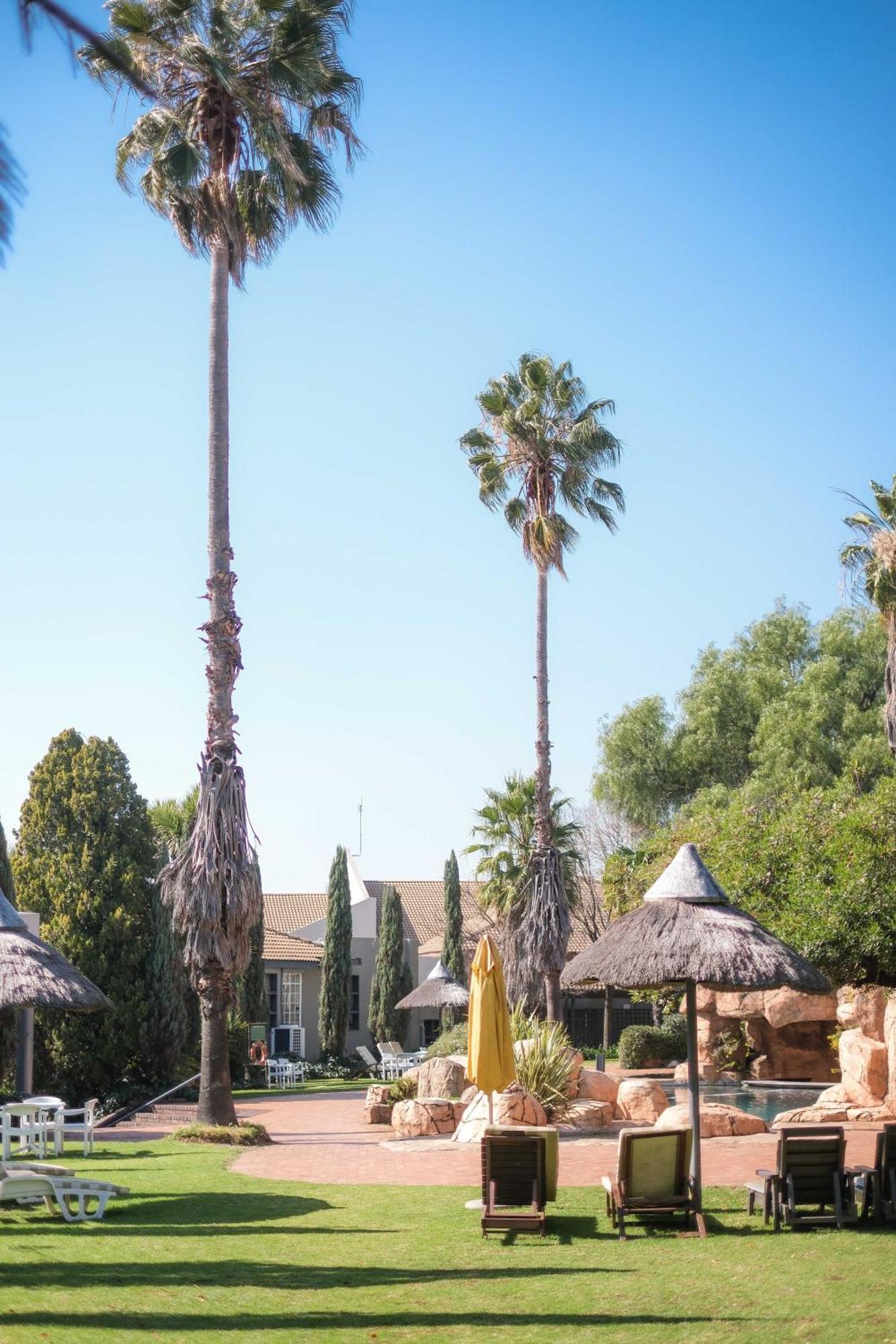 Glenburn Lodge & Spa Muldersdrift Extérieur photo